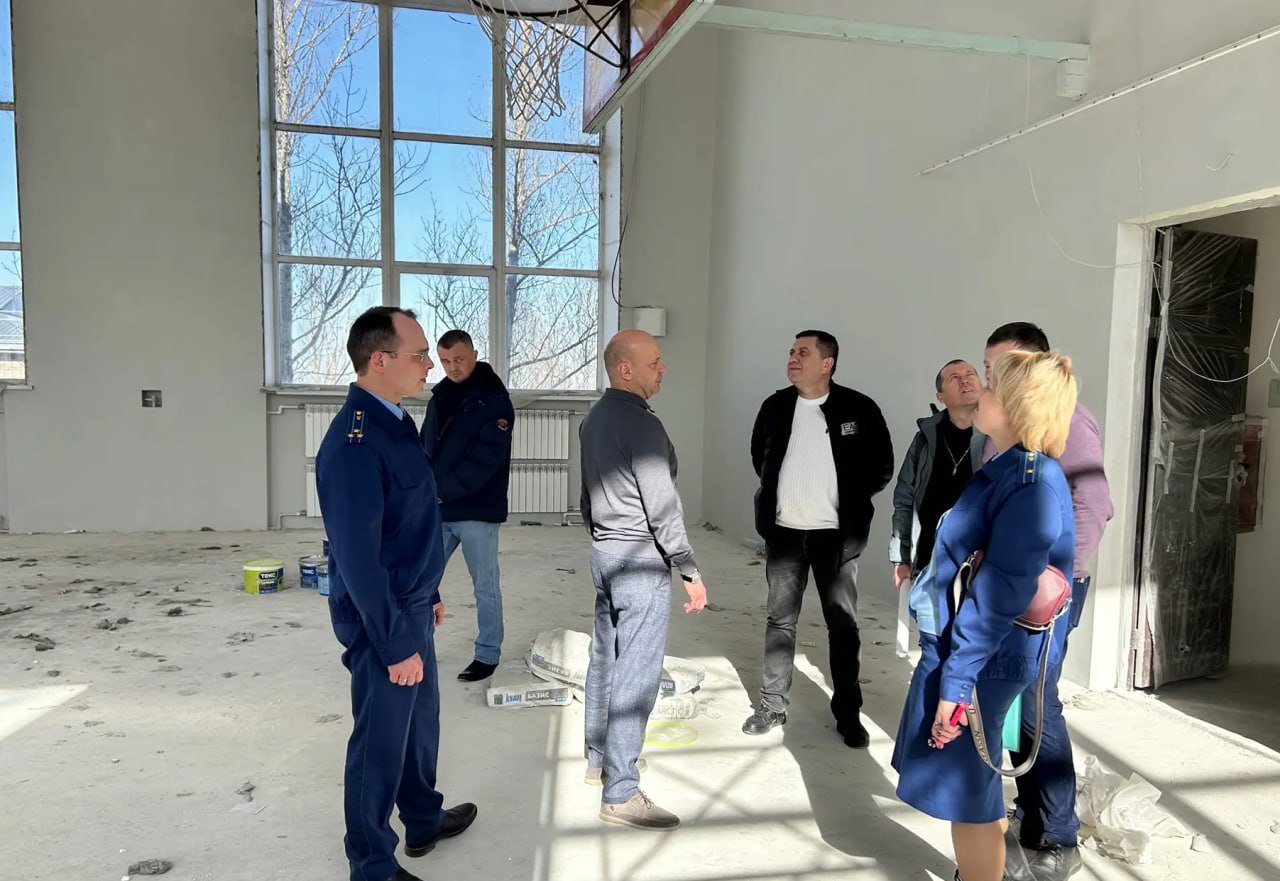 Прокуратура Красноперекопского района г. Ярославля держит на контроле ход выполнения работ по капитальному школы N 8 и учебного корпуса Ярославского промышленно-экономического колледжа имени Н.П. Пастухова Прокуратура Красноперекопского района г. Ярославля держит на контроле ход выполнения работ по капитальному школы N 8 и учебного корпуса Ярославского промышленно-экономического колледжа имени Н.П. Пастухова