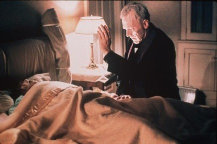 Экзорцизм: Исследуя тайны изгнания дьявола