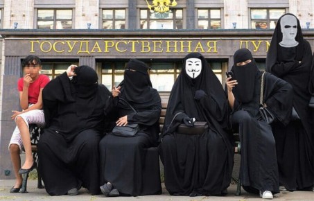 Госдума предлагает запретить одежду, закрывающую лицо для повышения безопасности