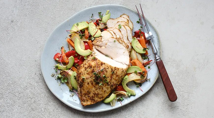 Индейка на сковороде: 20 простых и вкусных рецептов