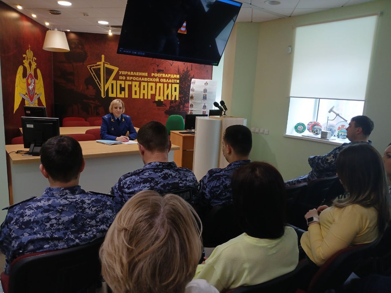 В рамках мероприятий по правовому просвещению прокурор отдела по надзору за исполнением законодательства о противодействии коррупции прокуратуры Ярославской области Елена Бекенева провела занятие для сотрудников областного...