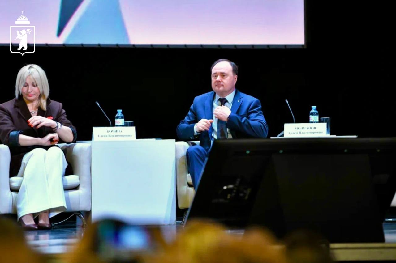 Артём Молчанов: Поддержка семейного бизнеса — важная задача города Артём Молчанов: Поддержка семейного бизнеса — важная задача города