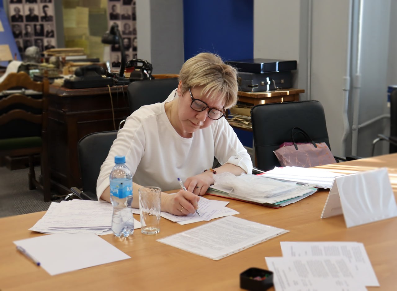 Сегодня, 25 марта, заместитель прокурора Ярославской области Андрей Смирнов провел личный приём участников специальной военной операции и членов их семей Сегодня, 25 марта, заместитель прокурора Ярославской области Андрей Смирнов провел личный приём участников специальной военной операции и членов их семей