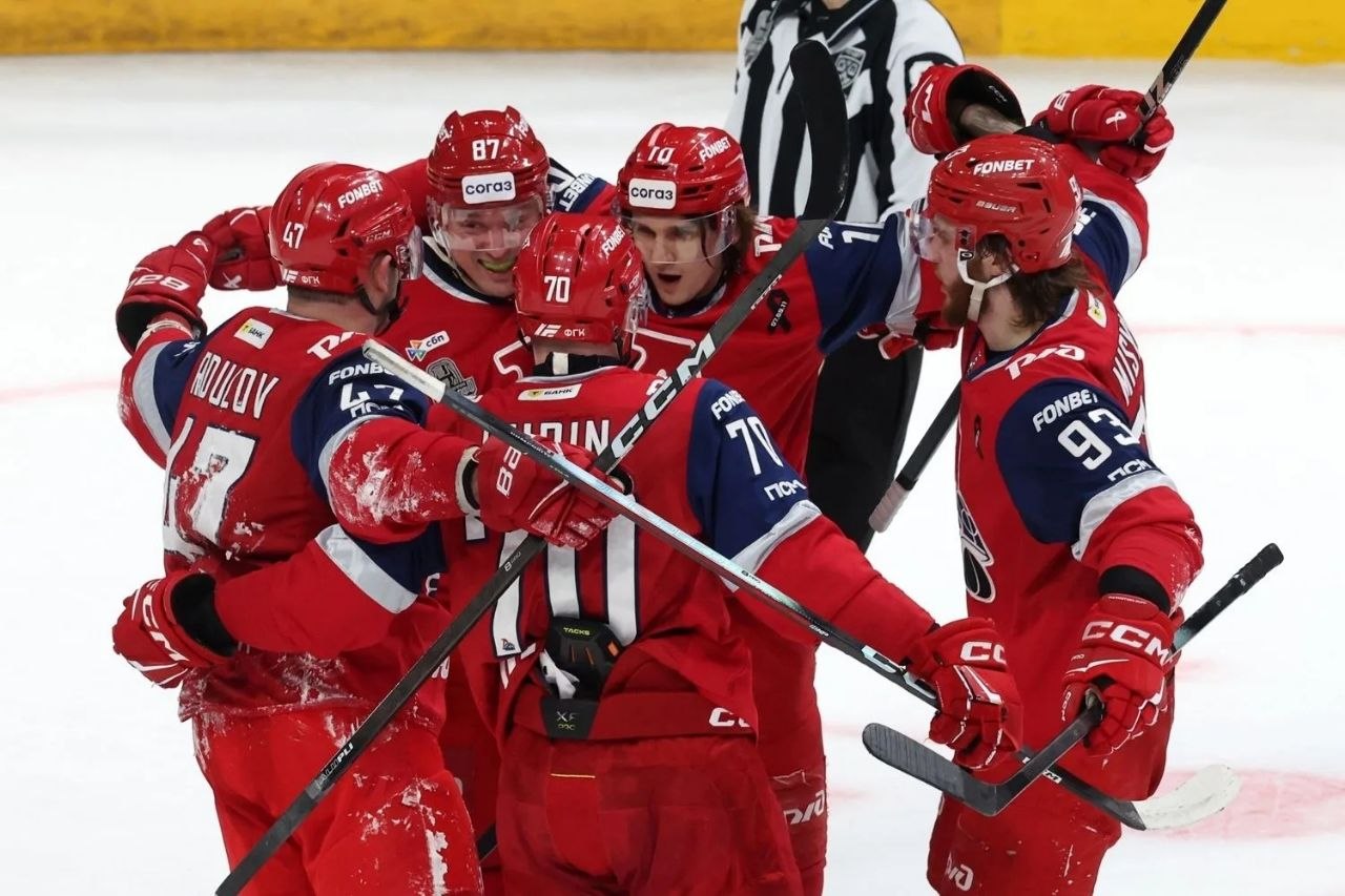 У ярославского «Локомотива» сегодня — вторая встреча в серии со «Спартаком»