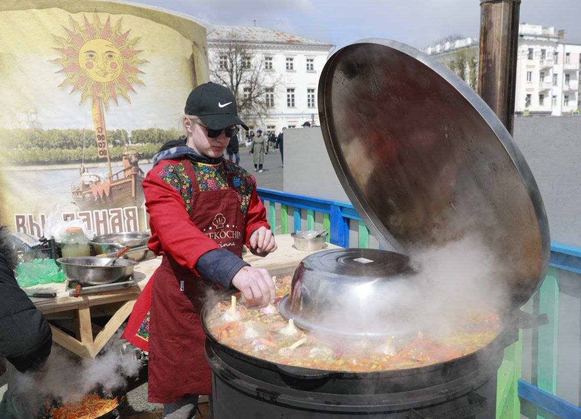 Михаил Евраев: Апрель в нашем регионе будет насыщен значимыми событиями Михаил Евраев: Апрель в нашем регионе будет насыщен значимыми событиями