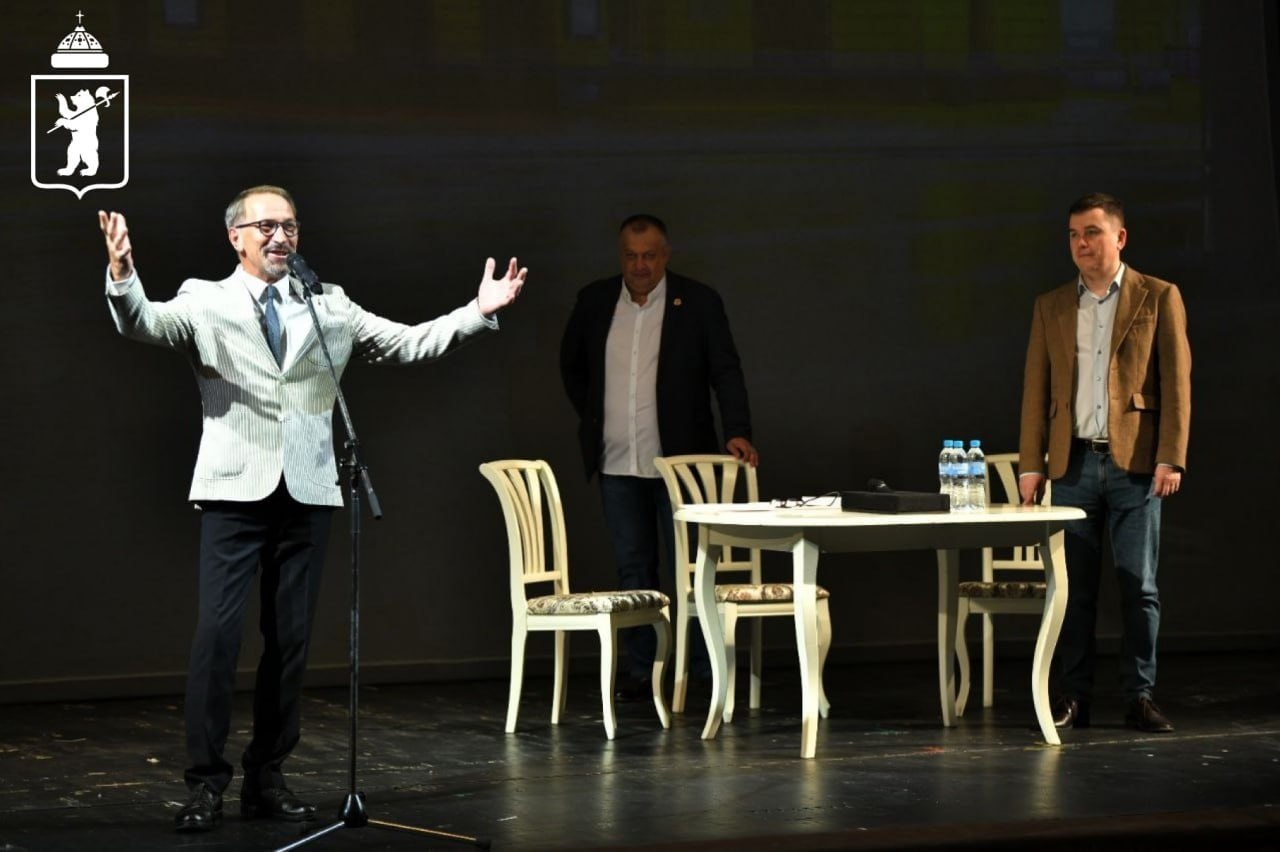 С Всемирным днём театра!. Сегодня мы чествуем тех, кто дарит нам волшебство сцены, яркие эмоции и незабываемые впечатления С Всемирным днём театра!. Сегодня мы чествуем тех, кто дарит нам волшебство сцены, яркие эмоции и незабываемые впечатления