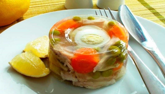 Секреты приготовления заливного из рыбы: от традиций до современных рецептов