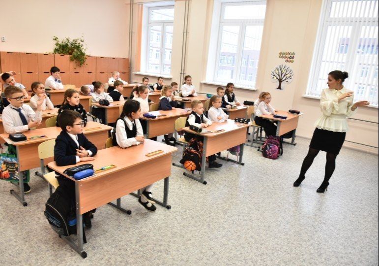 Михаил Евраев: В Ярославской области начинается прием заявлений в первые классы Михаил Евраев: В Ярославской области начинается прием заявлений в первые классы