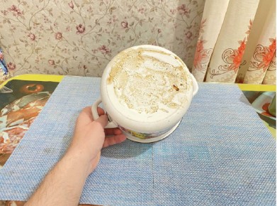 Как быстро и легко очистить кастрюлю от загрязнений