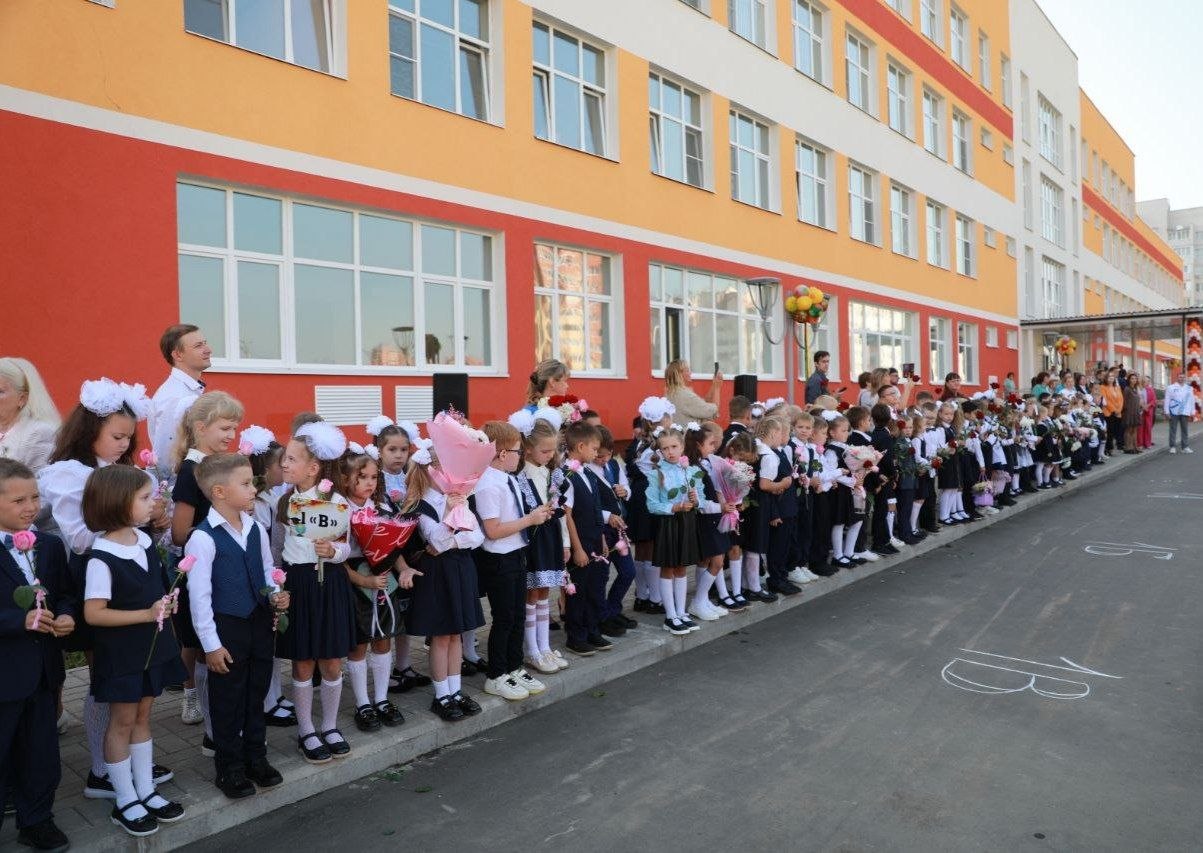 Михаил Евраев: В Ярославской области начинается прием заявлений в первые классы Михаил Евраев: В Ярославской области начинается прием заявлений в первые классы