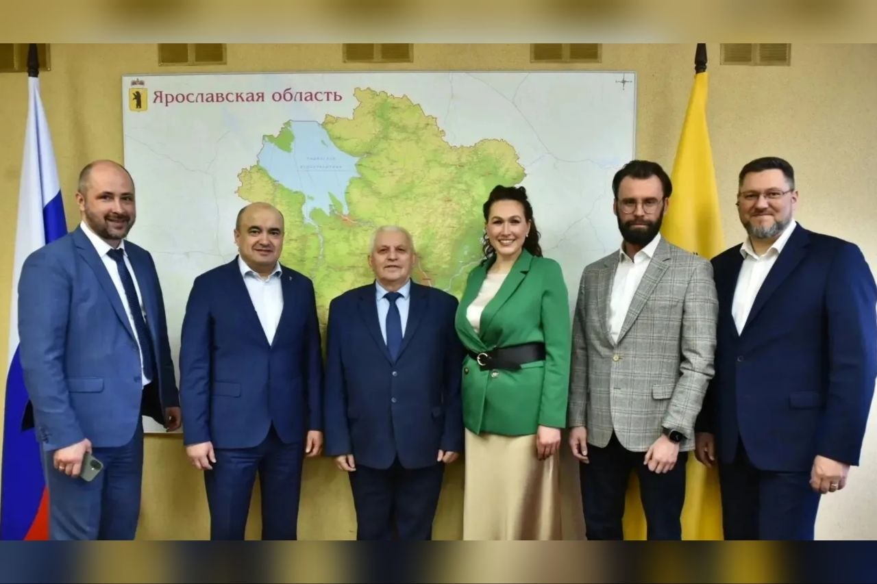 Михаил Евраев: Торжественно вручили тысячную карту жителя Ярославской области Михаил Евраев: Торжественно вручили тысячную карту жителя Ярославской области