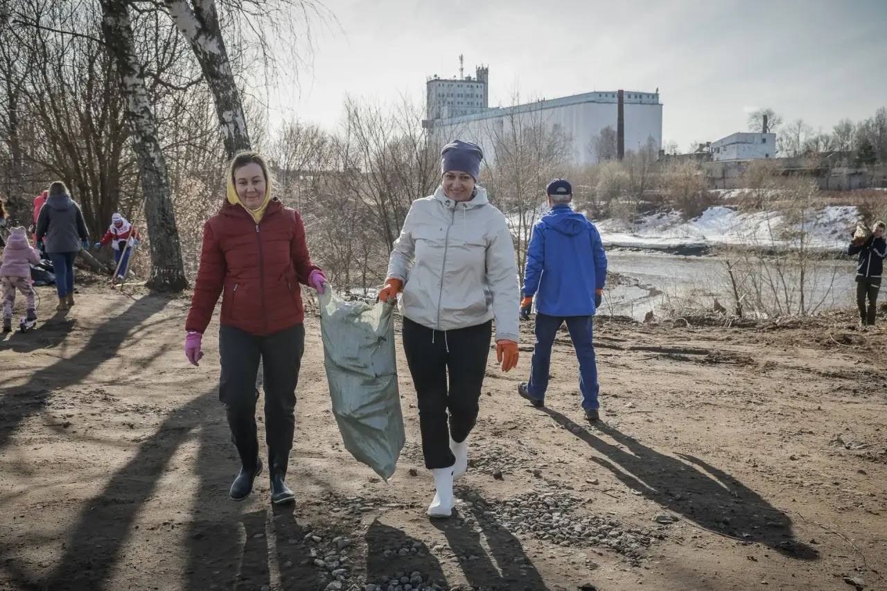 Дмитрий Рудаков: Региональный субботник, объявленный губернатором Михаилом Евраевым, проходит сегодня в Рыбинске Дмитрий Рудаков: Региональный субботник, объявленный губернатором Михаилом Евраевым, проходит сегодня в Рыбинске