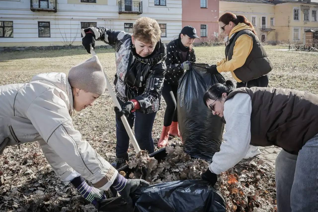 Дмитрий Рудаков: Региональный субботник, объявленный губернатором Михаилом Евраевым, проходит сегодня в Рыбинске Дмитрий Рудаков: Региональный субботник, объявленный губернатором Михаилом Евраевым, проходит сегодня в Рыбинске