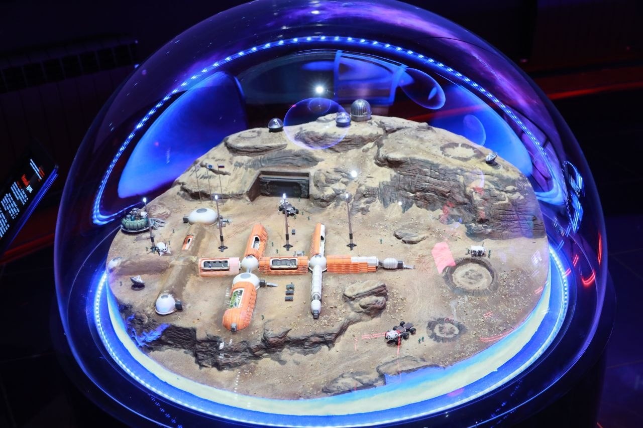 Михаил Евраев: Сегодня в нашем регионе, как и по всей стране, стартовала Неделя космоса, приуроченная к 65-летию со дня полета Юрия Гагарина Михаил Евраев: Сегодня в нашем регионе, как и по всей стране, стартовала Неделя космоса, приуроченная к 65-летию со дня полета Юрия Гагарина