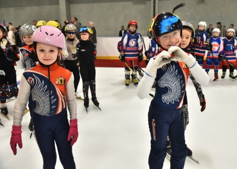 Михаил Евраев: В Рыбинске торжественно открыли новую ледовую арену Михаил Евраев: В Рыбинске торжественно открыли новую ледовую арену