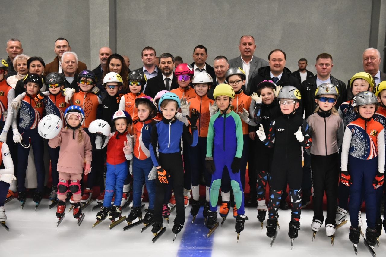 Михаил Евраев: В Рыбинске торжественно открыли новую ледовую арену Михаил Евраев: В Рыбинске торжественно открыли новую ледовую арену