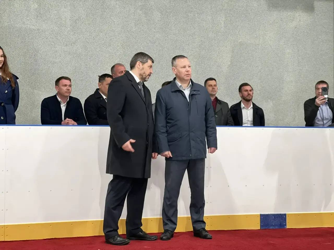 Дмитрий Рудаков: Сегодня с губернатором Михаилом Евраевым торжественно открыли второй лед для рыбинских спортсменов Дмитрий Рудаков: Сегодня с губернатором Михаилом Евраевым торжественно открыли второй лед для рыбинских спортсменов