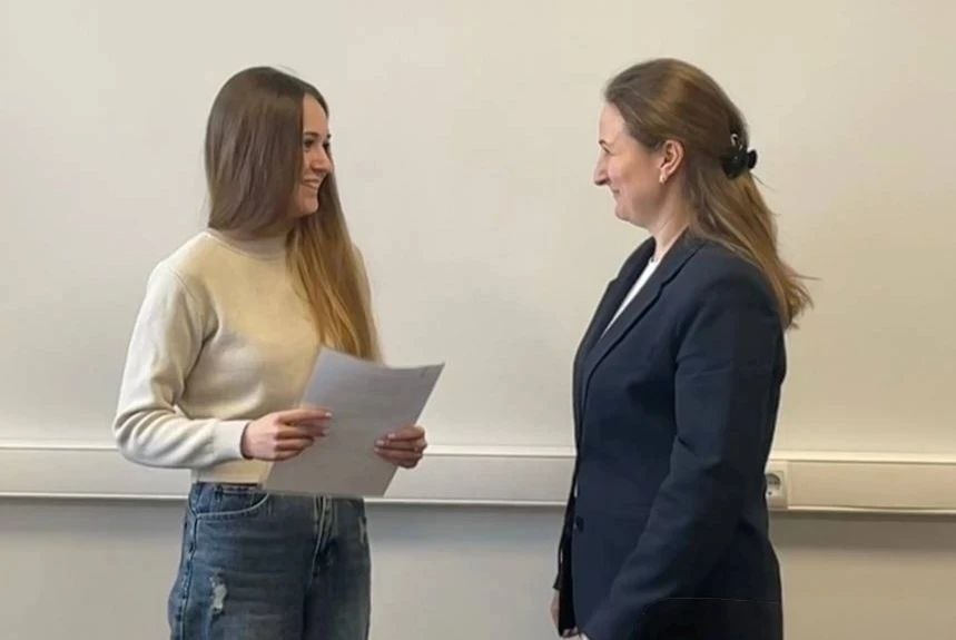 Михаил Евраев: Передаем первые пять квартир детям-сиротам по новому инвестиционному механизму работы с застройщиками Михаил Евраев: Передаем первые пять квартир детям-сиротам по новому инвестиционному механизму работы с застройщиками