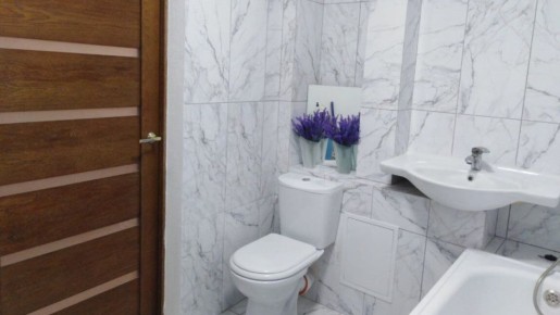 Секреты безупречной ванны: два универсальных средства для борьбы с налетом и ржавчиной