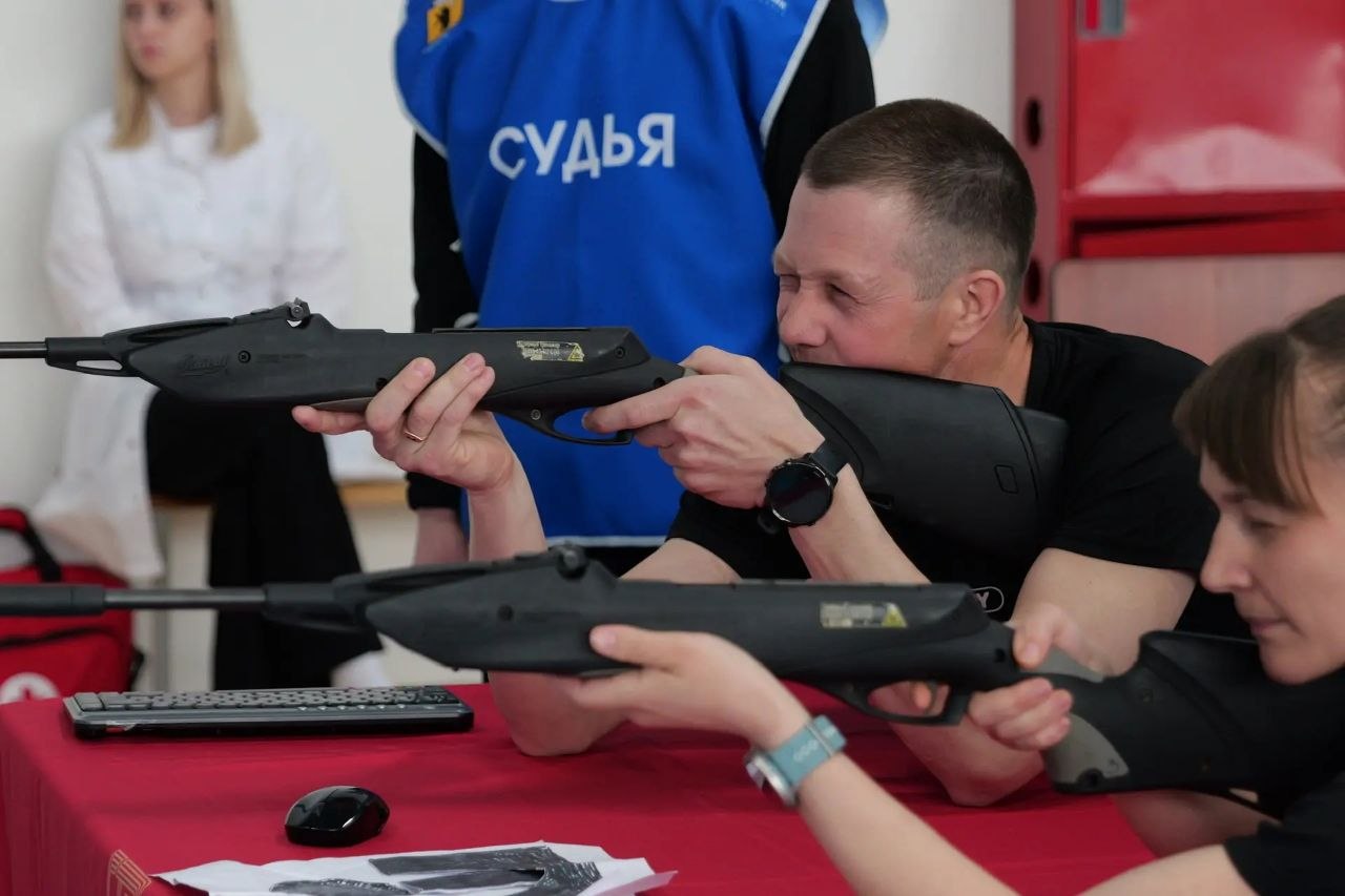 Михаил Евраев: В Ярославле прошел третий региональный фестиваль ГТО среди семейных команд Михаил Евраев: В Ярославле прошел третий региональный фестиваль ГТО среди семейных команд