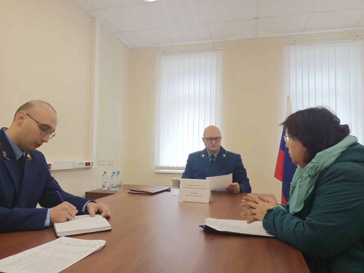 Первый заместитель прокурора Ярославской области Алексей Путилов провел личный прием жителей Гаврилов-Ямского муниципального округа Первый заместитель прокурора Ярославской области Алексей Путилов провел личный прием жителей Гаврилов-Ямского муниципального округа
