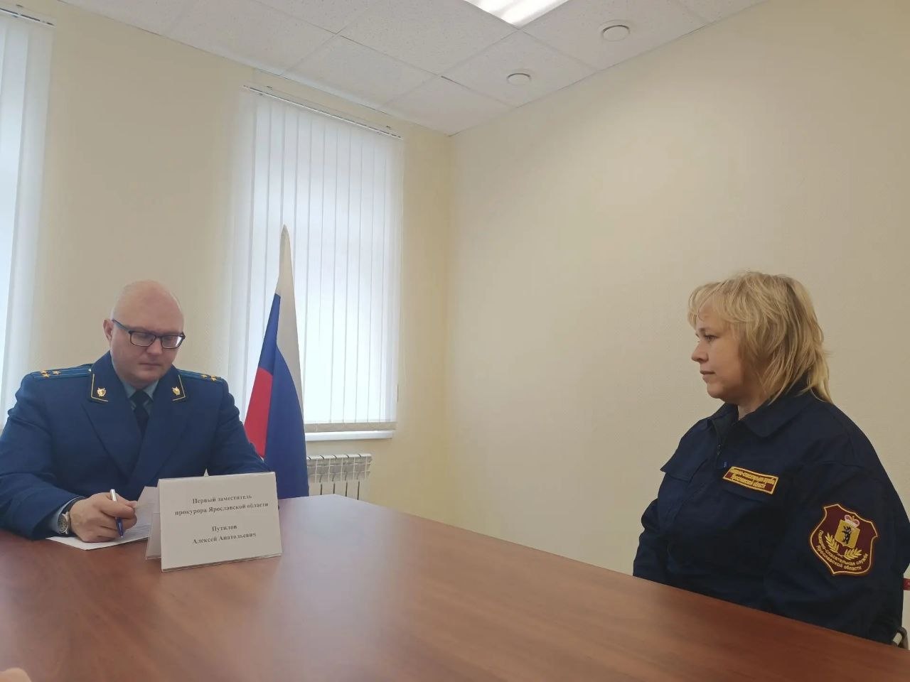 Первый заместитель прокурора Ярославской области Алексей Путилов провел личный прием жителей Гаврилов-Ямского муниципального округа Первый заместитель прокурора Ярославской области Алексей Путилов провел личный прием жителей Гаврилов-Ямского муниципального округа