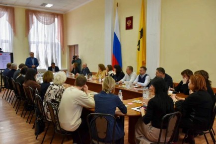 Артём Молчанов: Продолжаю рабочие поездки в рамках подготовки к 60-летия Союза Золотого кольца России