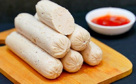 Сосиски, которые вы всегда искали: домашние куриные деликатесы без добавок