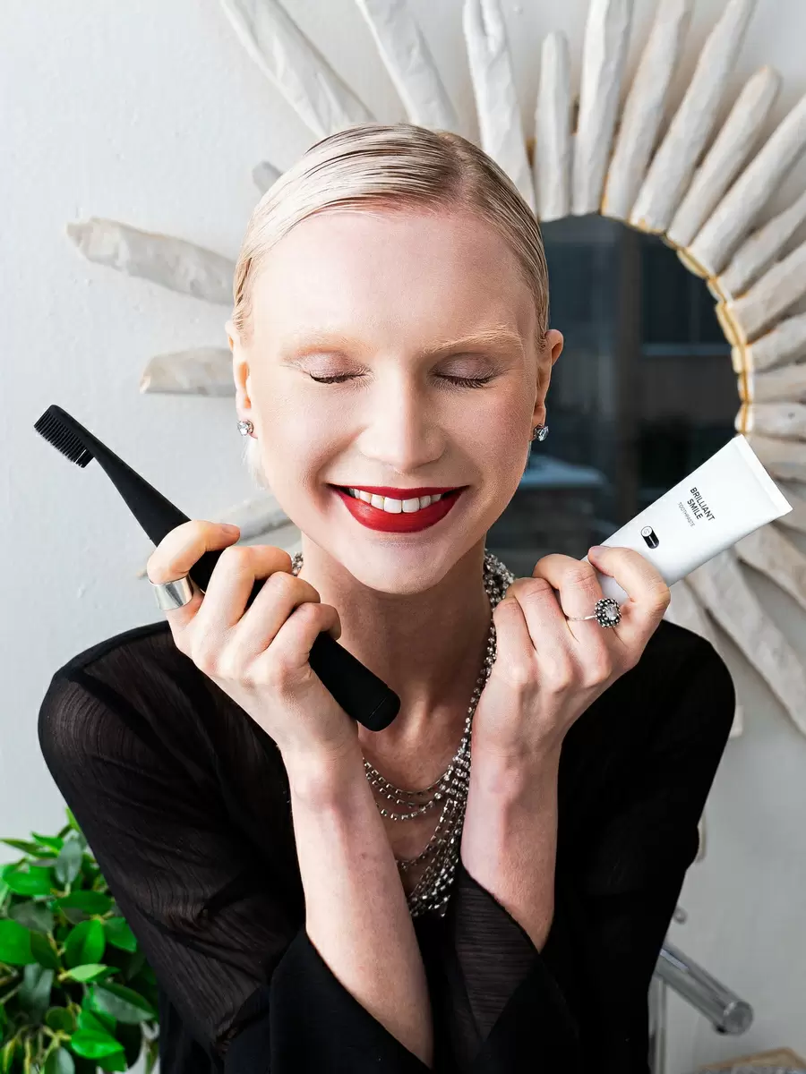 Секреты защиты зубов от налета и камня