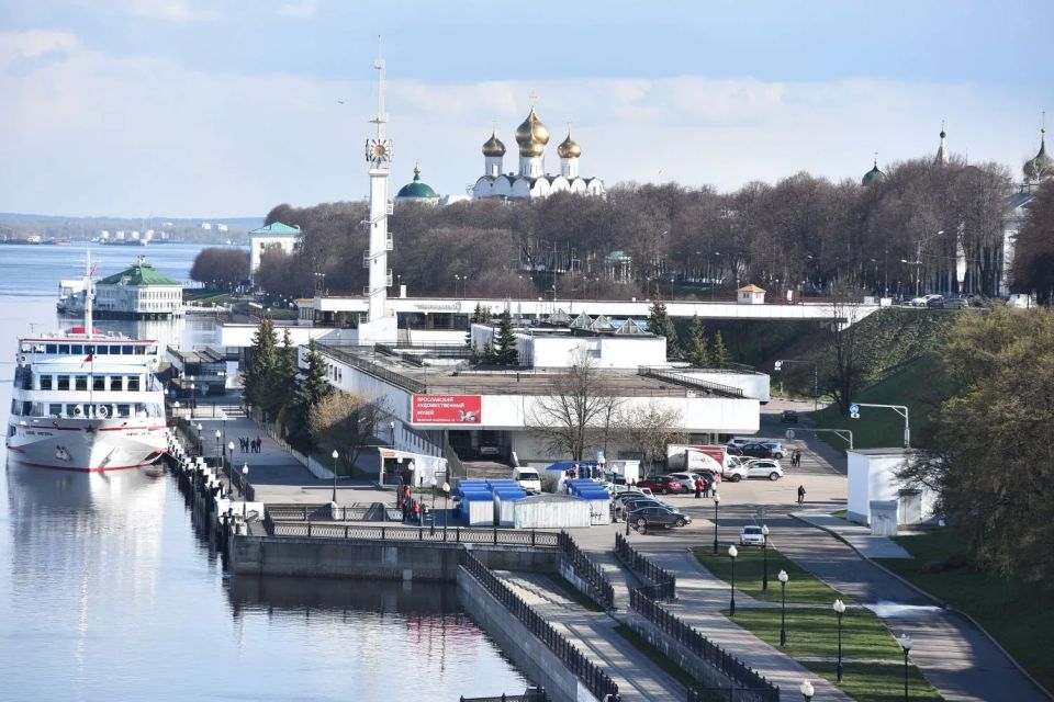 Михаил Евраев: С начала сезона водной пассажирской навигации в Ярославской области прошло меньше недели, но уже видим высокий интерес со стороны жителей и гостей региона