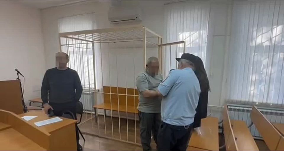 С учетом позиции Угличской межрайонной прокуратуры суд заключил под стражу жителя области, обвиняемого в незаконном лишении свободы, вымогательстве