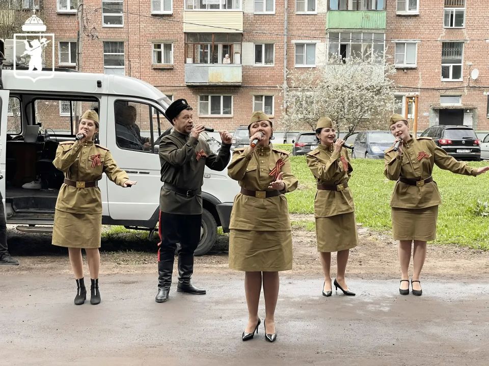 Ярославские коллективы поздравляют ветеранов с предстоящим праздником Дня Победы Ярославские коллективы поздравляют ветеранов с предстоящим праздником Дня Победы