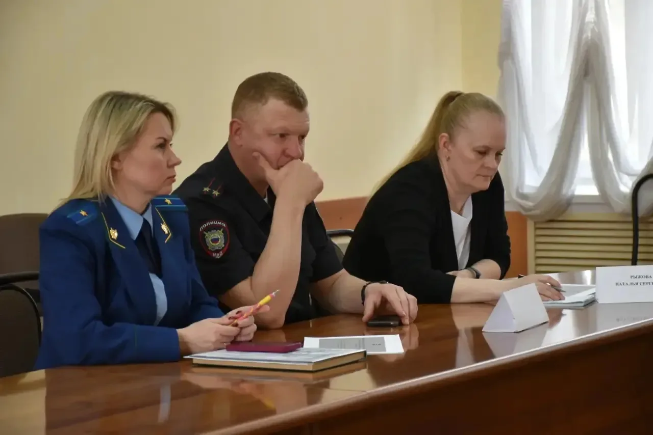 Исполняющий обязанности Переславского межрайонного прокурора Светлана Малышева приняла участие в заседании комиссии администрации Переславль-Залесского муниципального округа по противодействию нелегальной занятости