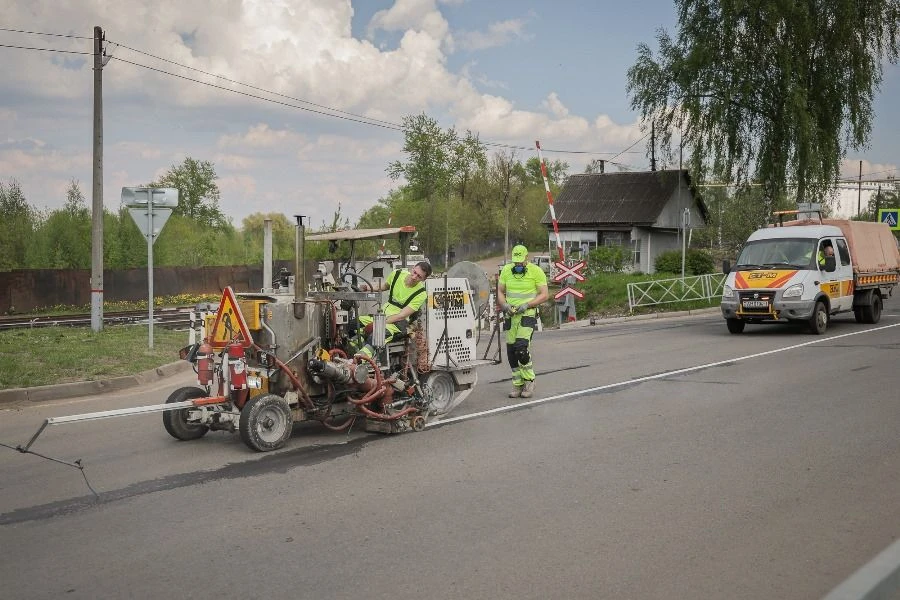 В Рыбинске начали работы по нанесению дорожной разметки