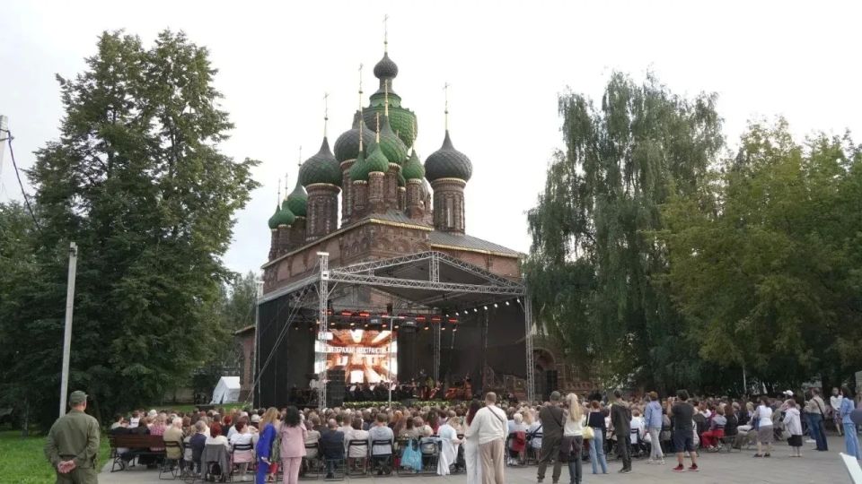Михаил Евраев: Сегодня свой профессиональный праздник отмечают сотрудники музеев Михаил Евраев: Сегодня свой профессиональный праздник отмечают сотрудники музеев