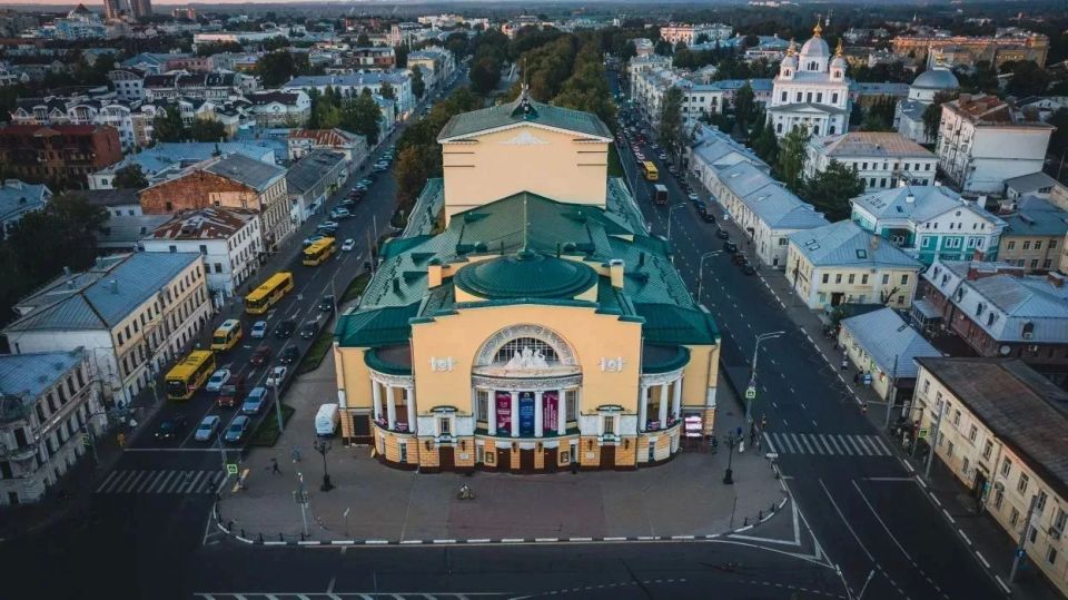 Михаил Евраев: Ярославль лидирует в общенациональном конкурсе «Культурная столица года» Михаил Евраев: Ярославль лидирует в общенациональном конкурсе «Культурная столица года»