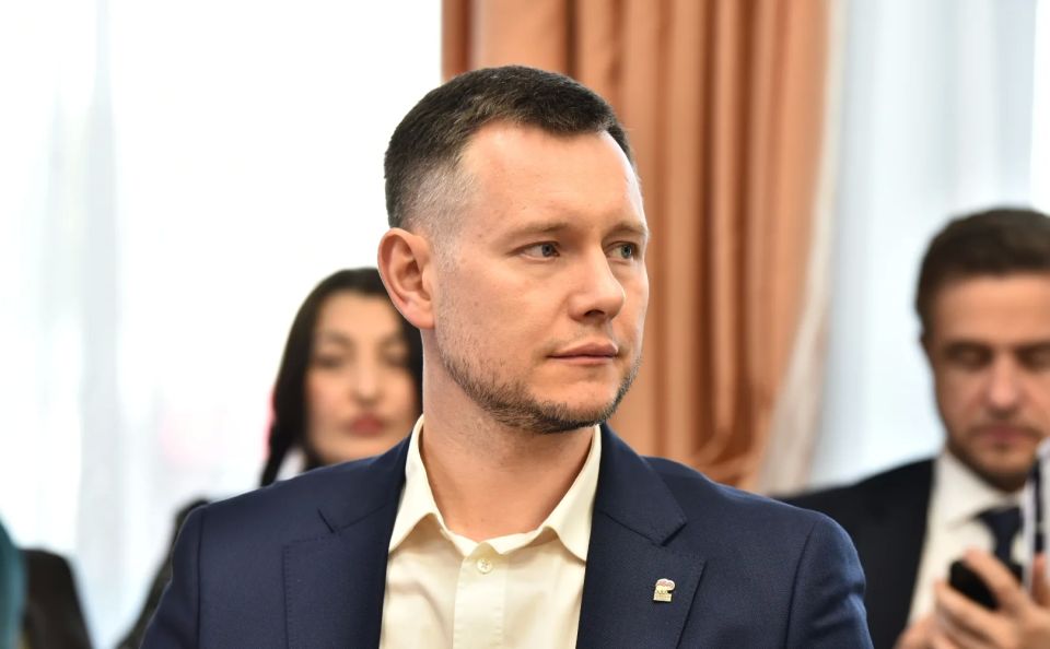 Михаил Евраев: В регионе начался новый этап реализации губернаторского проекта «Наши дворы» Михаил Евраев: В регионе начался новый этап реализации губернаторского проекта «Наши дворы»