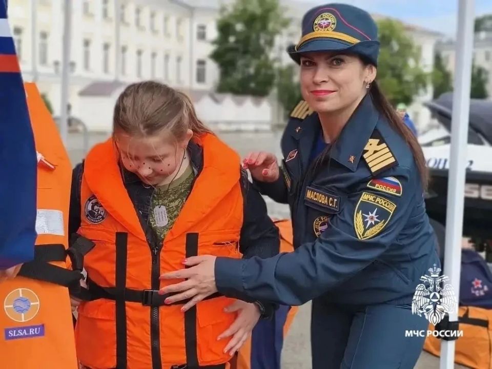 Праздник, дети и безопасность Праздник, дети и безопасность