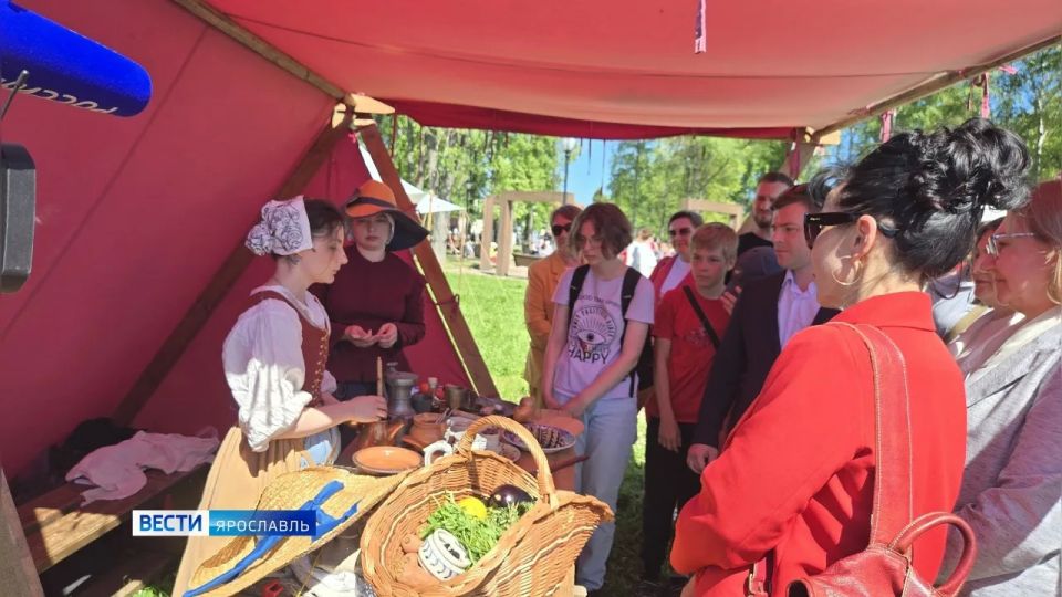 Ростов Великий отмечает День города Ростов Великий отмечает День города