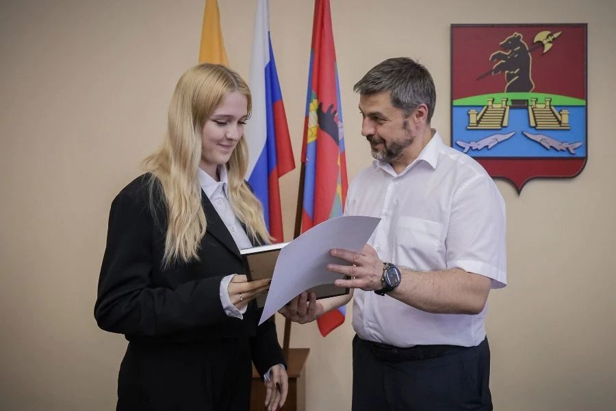 В Рыбинске чествовали талантливых старшеклассников