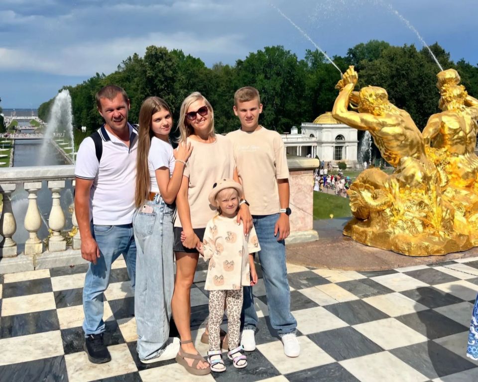 Михаил Евраев: Подвели итоги областного смотра-конкурса «Семья года» Михаил Евраев: Подвели итоги областного смотра-конкурса «Семья года»