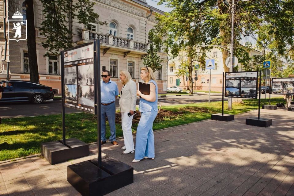 На Волжской набережной открылась уличная фотовыставка «В объективе времени» На Волжской набережной открылась уличная фотовыставка «В объективе времени»