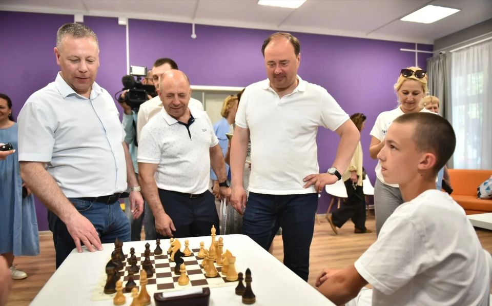 Михаил Евраев: В Новом Некоузе продолжается благоустройство парка Михаил Евраев: В Новом Некоузе продолжается благоустройство парка