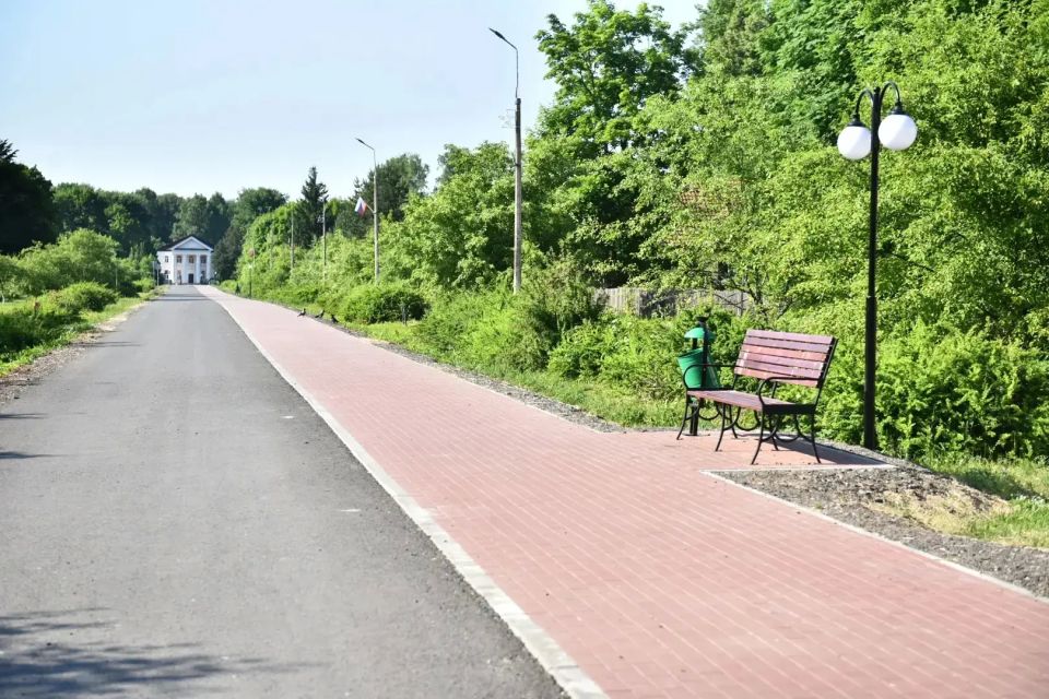 Михаил Евраев: В Новом Некоузе продолжается благоустройство парка Михаил Евраев: В Новом Некоузе продолжается благоустройство парка