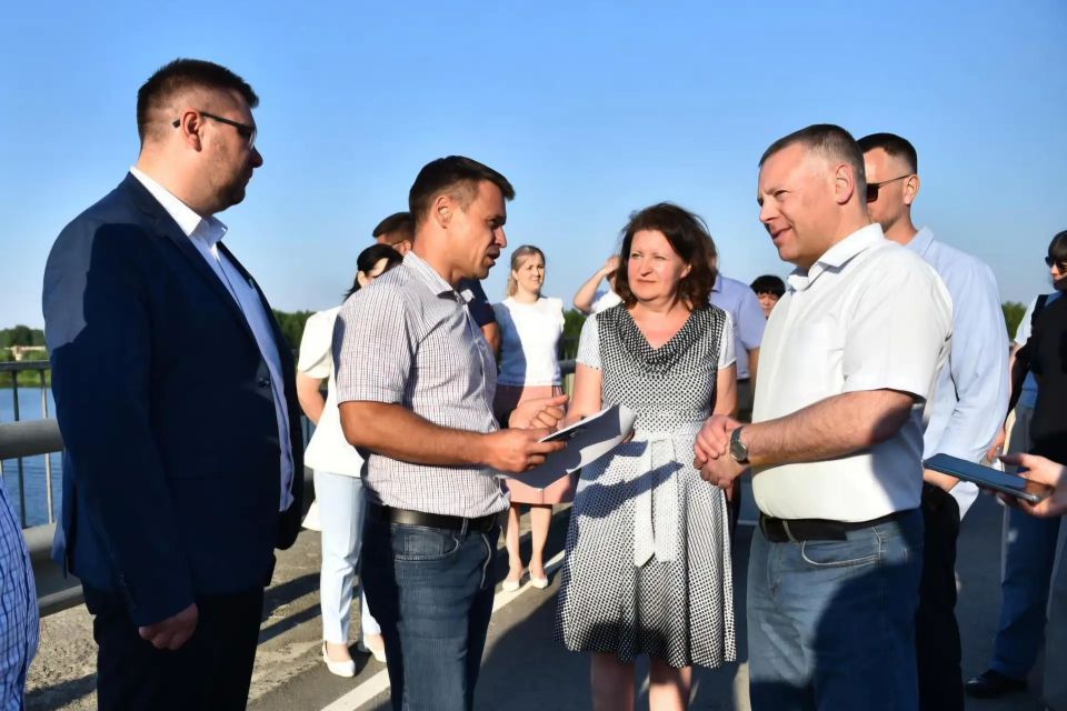 Михаил Евраев: В ходе рабочей поездки в Брейтовский округ осмотрел объекты дорожной инфраструктуры Михаил Евраев: В ходе рабочей поездки в Брейтовский округ осмотрел объекты дорожной инфраструктуры