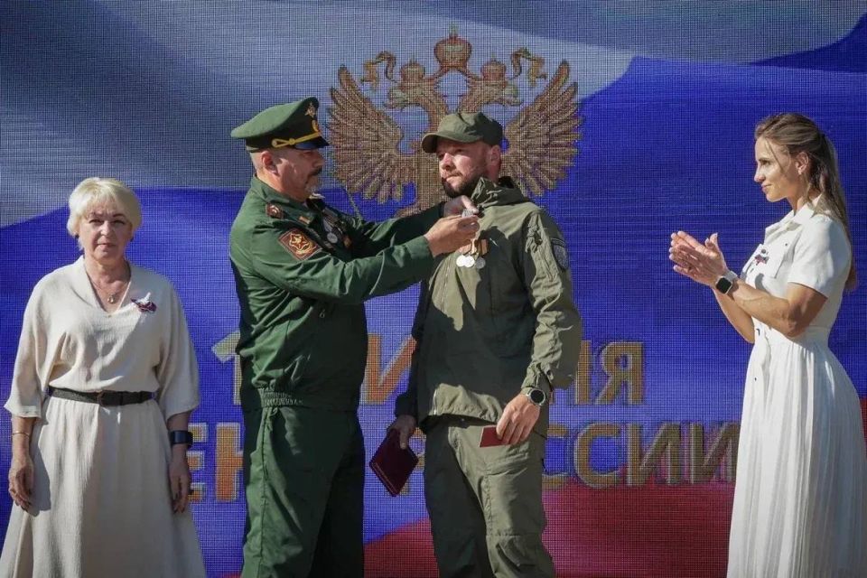 Дмитрий Рудаков: Рыбинск ярко, душевно и с размахом отметили главный государственный праздник Дмитрий Рудаков: Рыбинск ярко, душевно и с размахом отметили главный государственный праздник