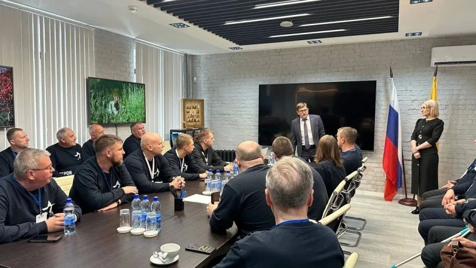 Михаил Евраев: Началась финальная сессия программы «Герои Ярославии» Михаил Евраев: Началась финальная сессия программы «Герои Ярославии»