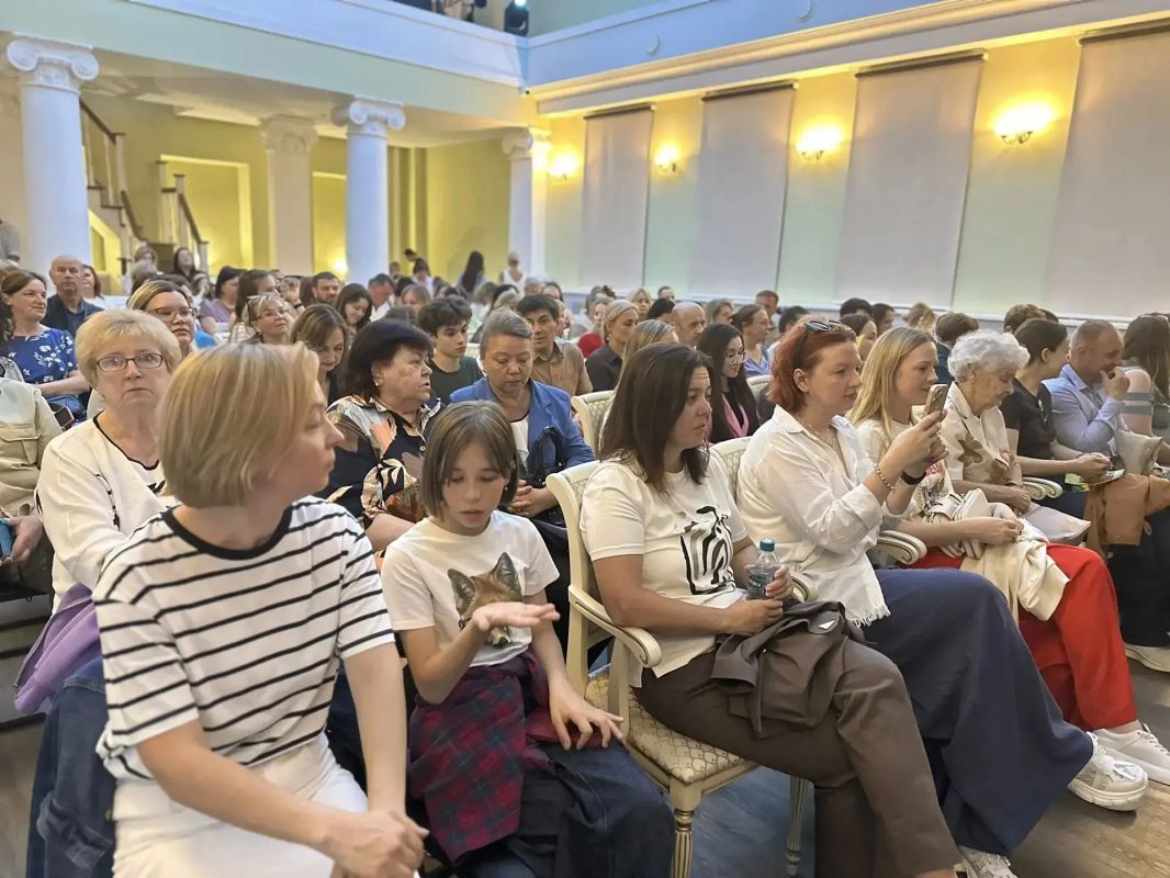 Михаил Евраев: В Ярославле открылся театральный фестиваль «Волков.Подмостки», который продлится до 28 июня Михаил Евраев: В Ярославле открылся театральный фестиваль «Волков.Подмостки», который продлится до 28 июня