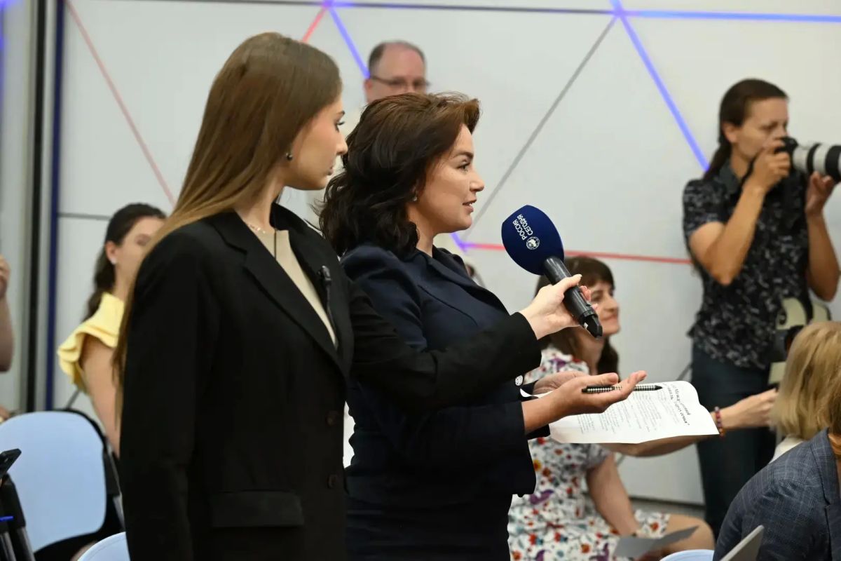 Михаил Евраев: С 4 по 7 июля наш регион в десятый раз примет Международный кинофестиваль «В кругу семьи» Михаил Евраев: С 4 по 7 июля наш регион в десятый раз примет Международный кинофестиваль «В кругу семьи»