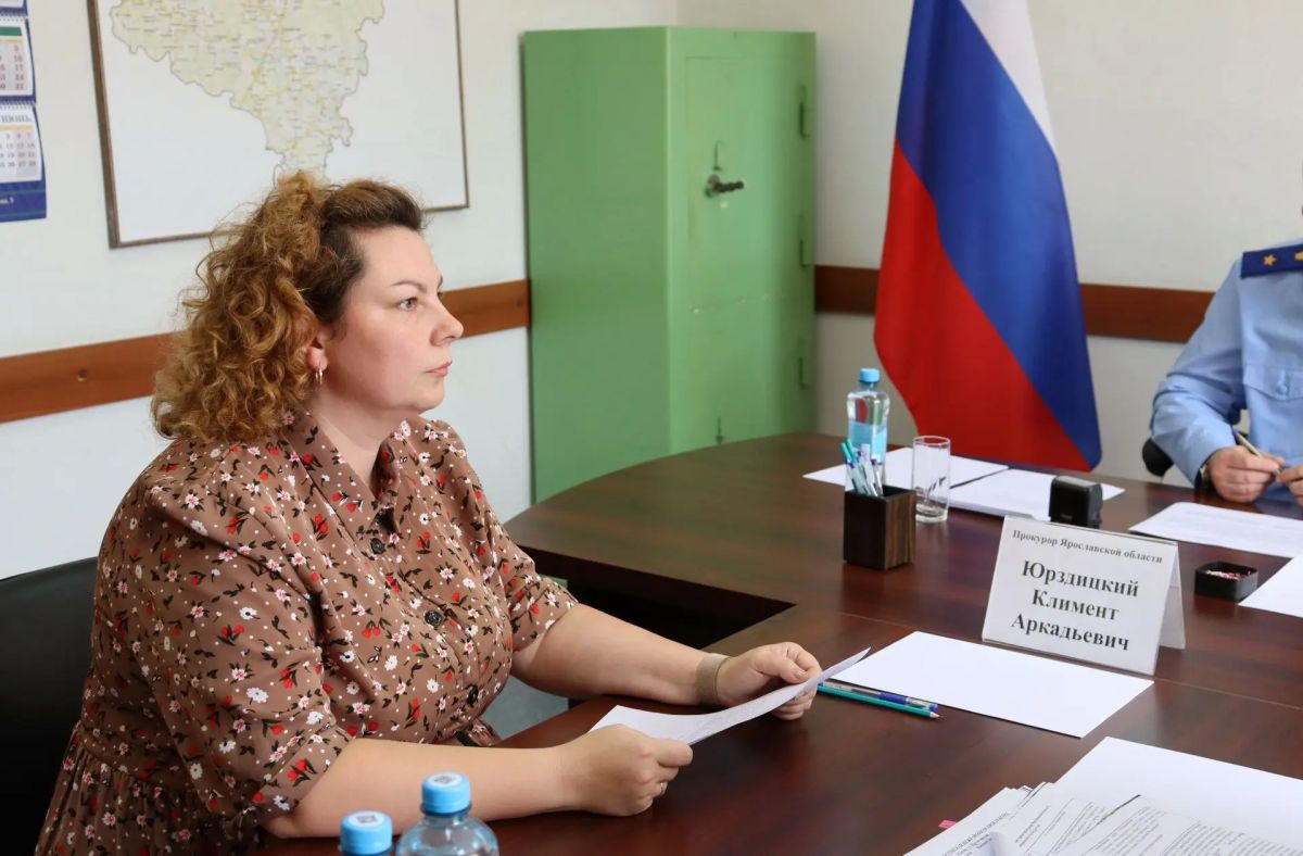 Прокурор области Климент Юрздицкий провел личный прием жителей Ростовского муниципального округа по вопросам соблюдения законодательства в сфере жилищно-коммунального хозяйства Прокурор области Климент Юрздицкий провел личный прием жителей Ростовского муниципального округа по вопросам соблюдения законодательства в сфере жилищно-коммунального хозяйства